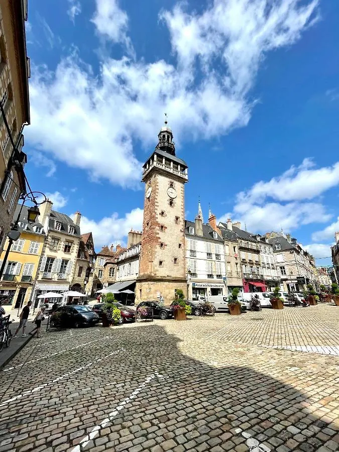 Apartment Studio Dans Quartier Historique De Moulins Moulins